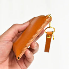 將圖片載入圖庫檢視器 日本國寶級皮革枥木皮革tablet旅行用銀包