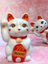 將圖片載入圖庫檢視器 京都百年陶窯招財貓 花結晶 JACKPOT 澳門限定版