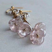 將圖片載入圖庫檢視器 and.cou- ears/ suzu/vintage czech beads & baby pearl beads pink