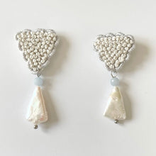 將圖片載入圖庫檢視器 cheese- earrings mokomoko triangle Light blue