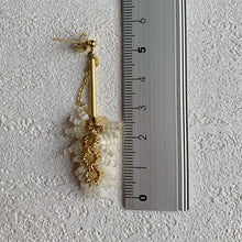 將圖片載入圖庫檢視器 and.cou- ears/ French Vintage Beads & Brass Pipe