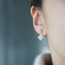 將圖片載入圖庫檢視器 temtem 14KGF花珍珠耳環 14E080