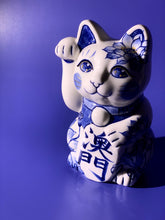 將圖片載入圖庫檢視器 京都百年陶窯染付招財貓 澳門限定版