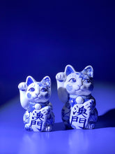 將圖片載入圖庫檢視器 京都百年陶窯染付招財貓 澳門限定版