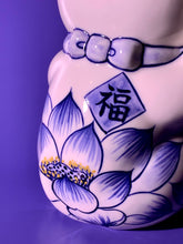 將圖片載入圖庫檢視器 京都百年陶窯染付招財貓 澳門限定版