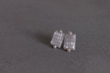 將圖片載入圖庫檢視器 nimelt- ears/ bubble white pearl