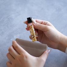 將圖片載入圖庫檢視器 Botanifolk 乾燥花天然指緣油