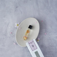 將圖片載入圖庫檢視器 Botanifolk 乾燥花天然指緣油