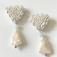 將圖片載入圖庫檢視器 cheese- earrings mokomoko triangle Light blue
