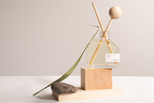 將圖片載入圖庫檢視器 HET・KI・NEN ヘトキネン森林擴香瓶《Archipelago 芬蘭群島》