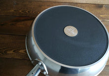將圖片載入圖庫檢視器 北陸鋁業 IH HI-CAST PREMIIUM輕量不沾平底鍋炒鍋