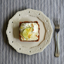 將圖片載入圖庫檢視器 STUDIO M' - Crochet蕾絲壓紋圓盤19cm