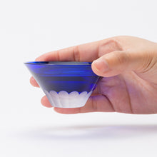 將圖片載入圖庫檢視器 FLOYD 江戶硝子 富士山達摩清酒對杯 (兩件組)