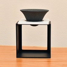 將圖片載入圖庫檢視器 39arita免濾紙有田燒円錐形濾杯3件套裝 (含木托架)