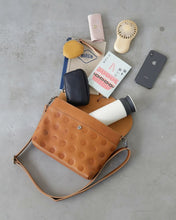 將圖片載入圖庫檢視器 Kanmi. Candy Shoulder Bag B23-92
