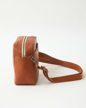 將圖片載入圖庫檢視器 Kanmi. Drop Tree Box Shoulder Bag B24-12
