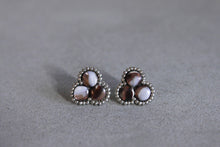 將圖片載入圖庫檢視器 nimelt- ears/ triangle brown mother of pearl
