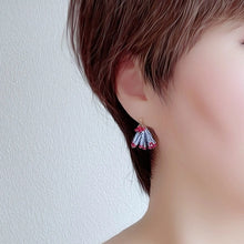 將圖片載入圖庫檢視器 and.cou- ears/ritsu/red &amp;stripe
