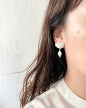 將圖片載入圖庫檢視器 cheese- earrings さざなみの中で 微風漣漪
