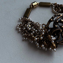 將圖片載入圖庫檢視器 and.cou- bracelet/ 鈴蘭 vintage chain &amp; vintage baby pearl beads
