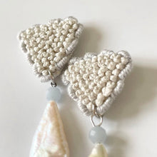 將圖片載入圖庫檢視器 cheese- earrings mokomoko triangle Light blue
