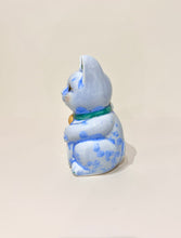 將圖片載入圖庫檢視器 京燒花結晶招財貓14cm- 翡翠藍 x 金字開運
