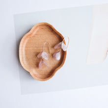 將圖片載入圖庫檢視器 Lueur- AJISAI EARRINGS 11 -lavender
