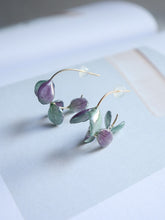 將圖片載入圖庫檢視器 Lueur- AJISAI EARRINGS 13 -greenpurple
