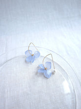 將圖片載入圖庫檢視器 Lueur- AJISAI EARRINGS 7 -cleanblue
