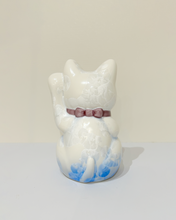 將圖片載入圖庫檢視器 京燒花結晶招財貓14cm- 藍白漸變招福
