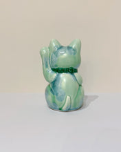 將圖片載入圖庫檢視器 京燒花結晶招財貓14cm- 綠身綠字千萬兩
