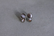 將圖片載入圖庫檢視器 nimelt-  ears/ drop brown mother of pearl
