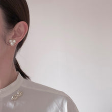 將圖片載入圖庫檢視器 nimelt- ears/ triangle mother of pearl silver
