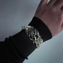 將圖片載入圖庫檢視器 and.cou- bracelet/ 鈴蘭 vintage chain &amp; vintage baby pearl beads
