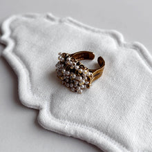 將圖片載入圖庫檢視器 and.cou- rings /saaya: vintage chain &amp; baby pearl beads
