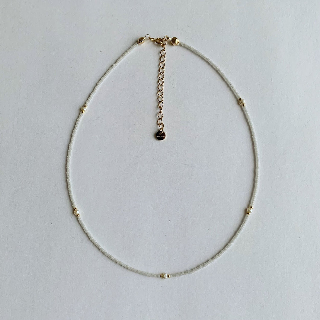 and.cou- necklace/ kurara/france vintage seed beads