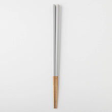 將圖片載入圖庫檢視器 Haze 天然木筷子 23cm
