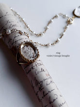 將圖片載入圖庫檢視器 and.cou- ring/violet/vintage Intaglio
